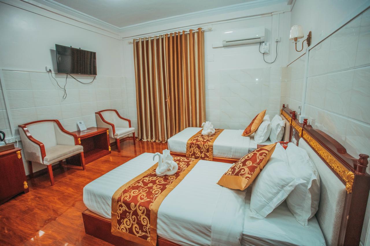Amber Palace Hotel Myitkyina Exterior photo