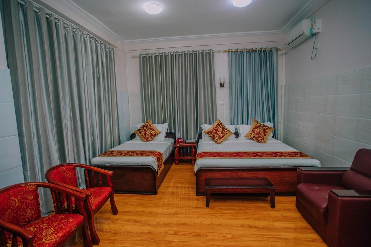Amber Palace Hotel Myitkyina Exterior photo